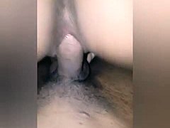 Kolumbialainen pornotähti, jolla on iso perse, kohtaa hirviön kukkoa